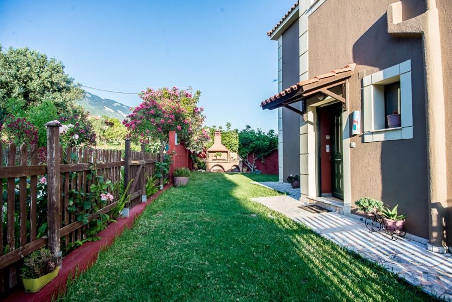 Villa Nefeli Trapezaki  Extérieur photo